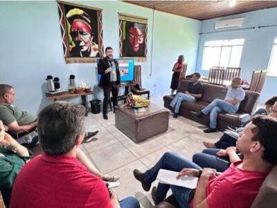 Prefeitura Realiza Reunião com a GIGOV e o Gerente da Caixa Econômica Federal para Tratar de Projetos Municipais