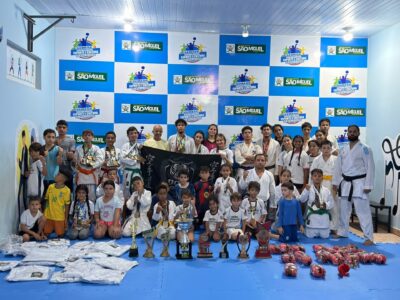Projeto esportivo recebe novos equipamentos para incentivar a prática das artes marciais